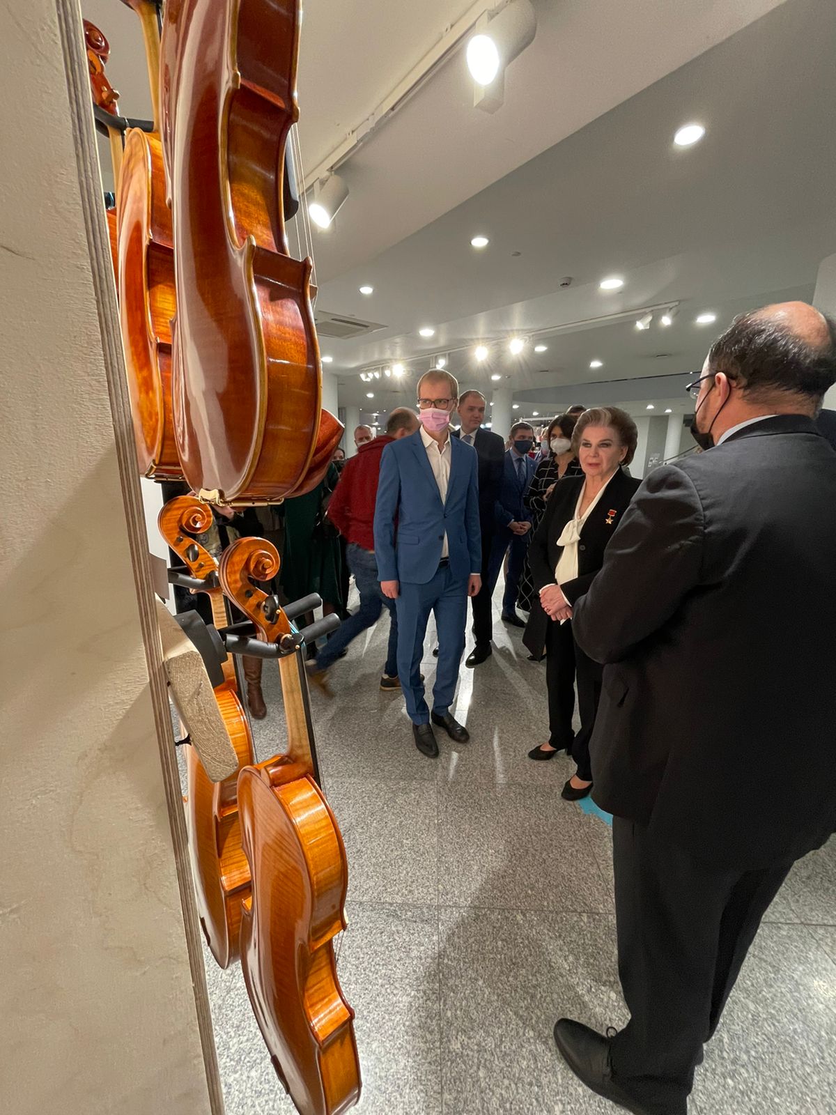 Выставка скрипок и фотовыставка на VIII международном фестивале «Коган-фест» прошла с 3 по 8 ноября