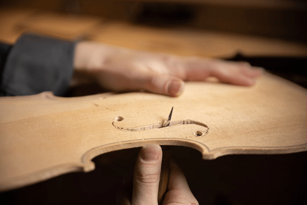 В Нижнем Новгороде начали производить струнно-смычковые музыкальные инструменты